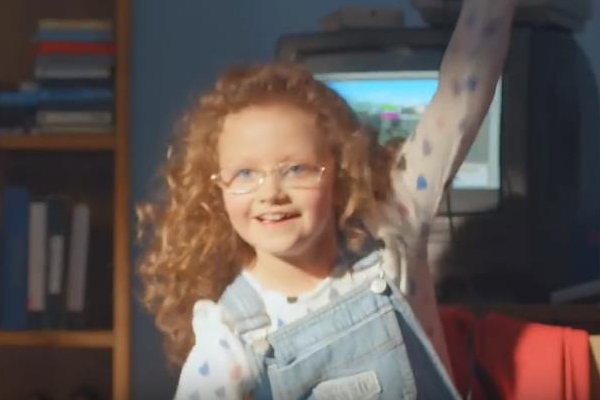 KFC Television Commercial for young actress Maya